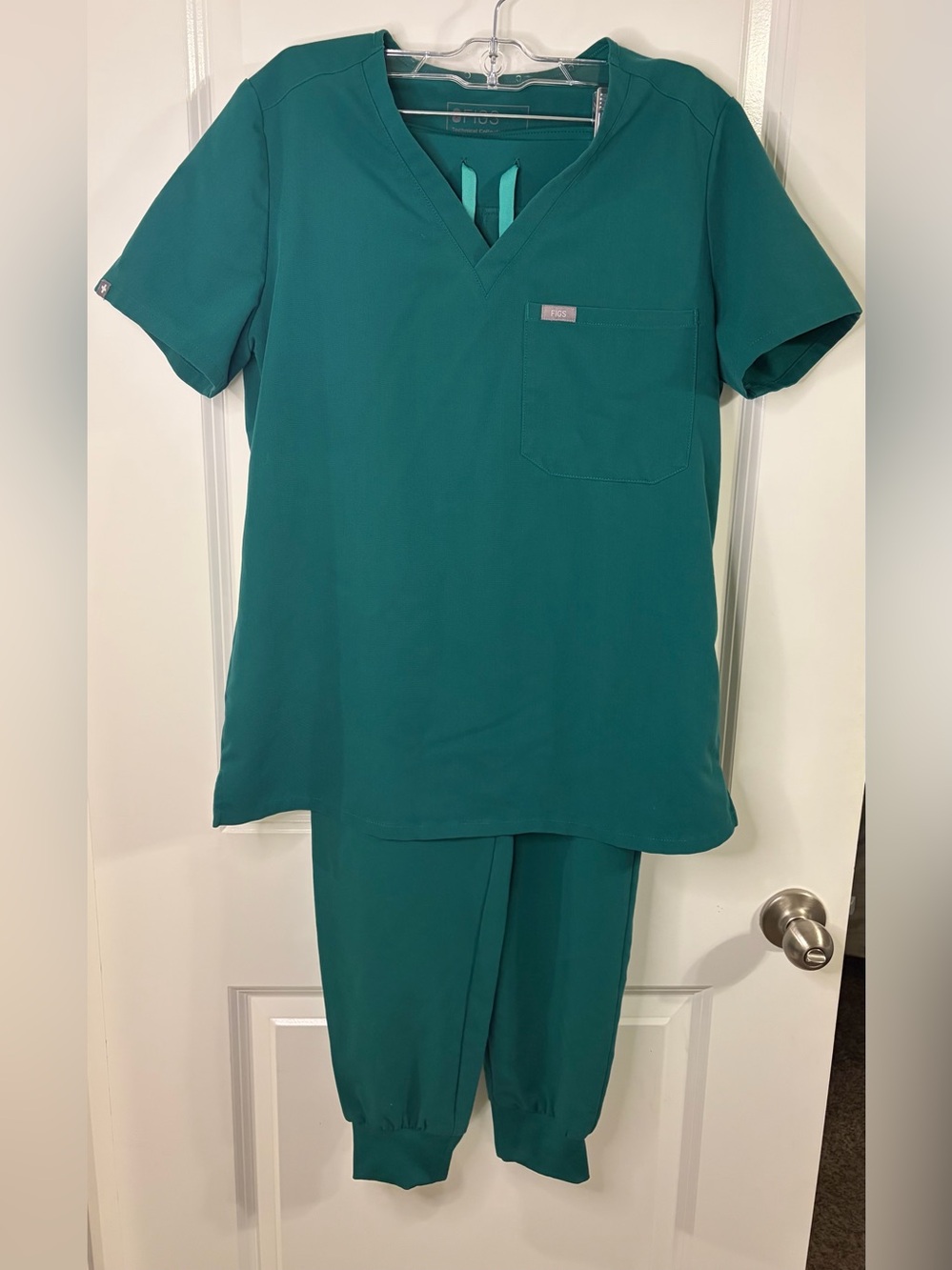 Women’s Figs Scrub Set Green Size Small Technical Collection Joggers Read